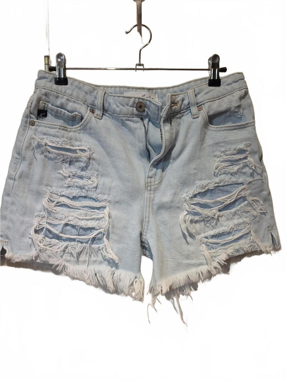 KanCan Size 7/27 light blue womens distressed denim shorts RN144635 2" inseam